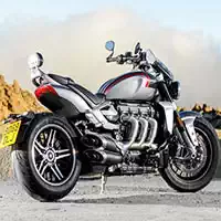 2020_triumph_rocket_slide Játékok