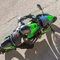 kawasaki_ninja_650_slide ゲーム