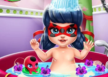 Miraculous Hero Baby Bath skærmbillede af spillet